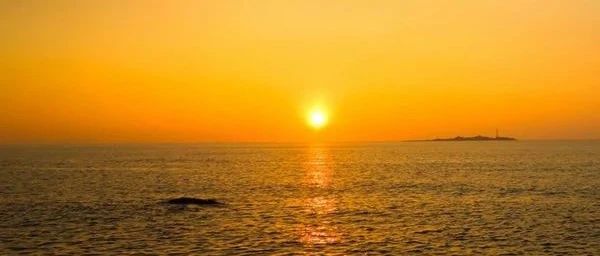 流年财运卦上显示耗财、破财，两者皆应